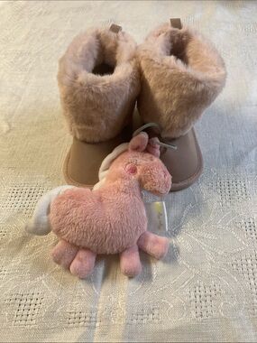 Baby Girl Boot Bundle. 6-9 Month Carters Pink Boots & a Plush Toy.